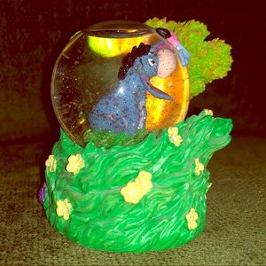 RARE Disney Eeyore Mini Snow Globe